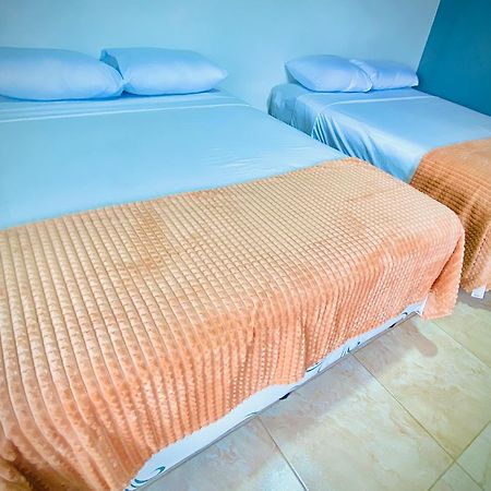 Nomads Family Rooms, Fortuna Town La Fortuna Extérieur photo