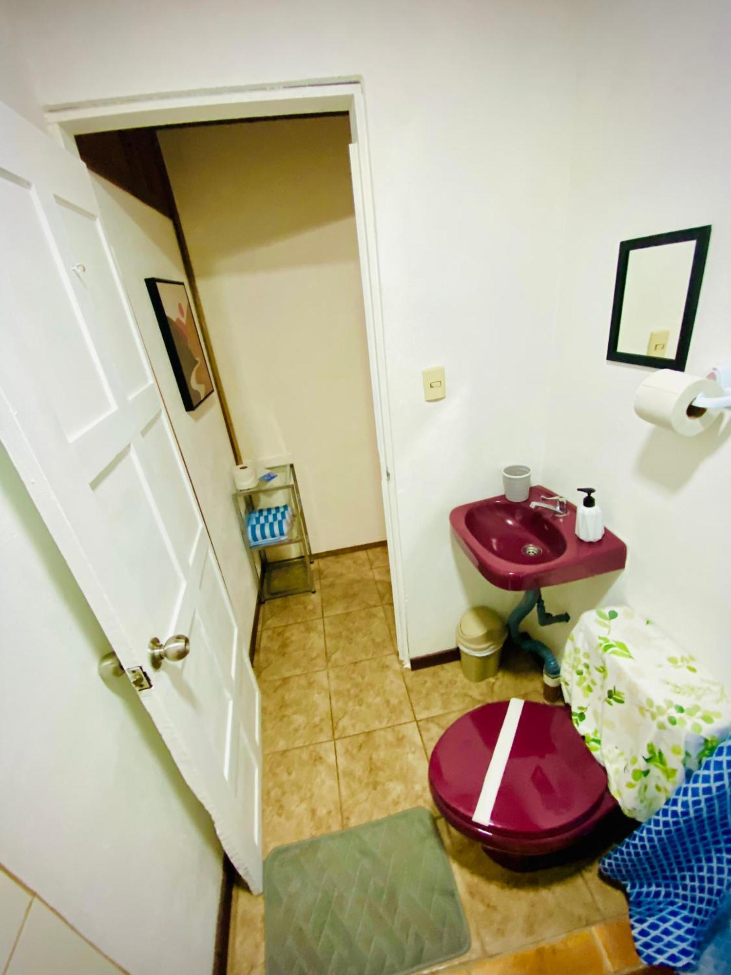 Nomads Family Rooms, Fortuna Town La Fortuna Extérieur photo